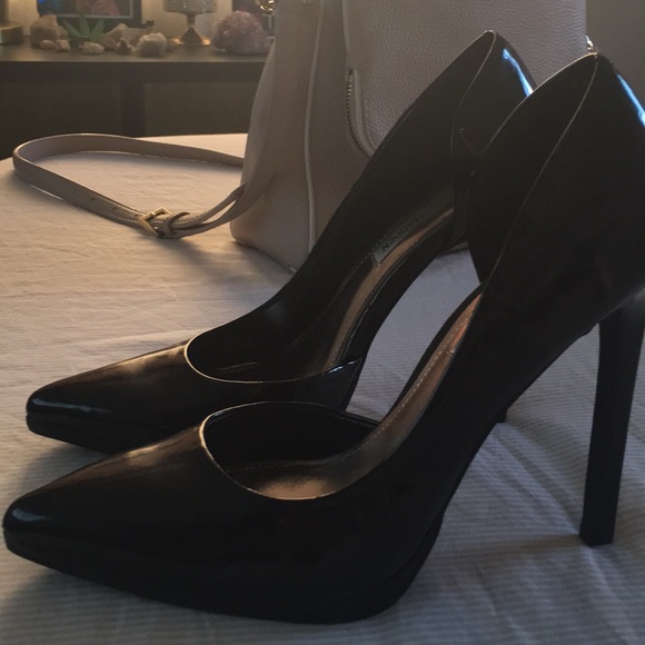 High heels - Picture 2 of 4